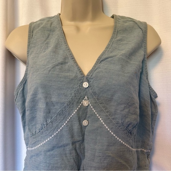 Columbia XCO Women's Blue Chambray Sleeveless Boho Tank Top Embroidered Size S - Picture 3 of 12